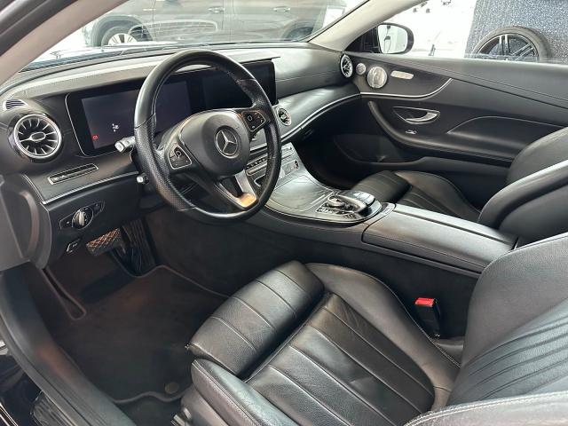 Mercedes-Benz E 200 Coupé Avantgarde COMAND+DISTRONIC+360°+LED