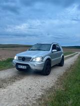 Mercedes-Benz Mercedes ML 55 AMG - Mercedes-Benz ML 55 AMG