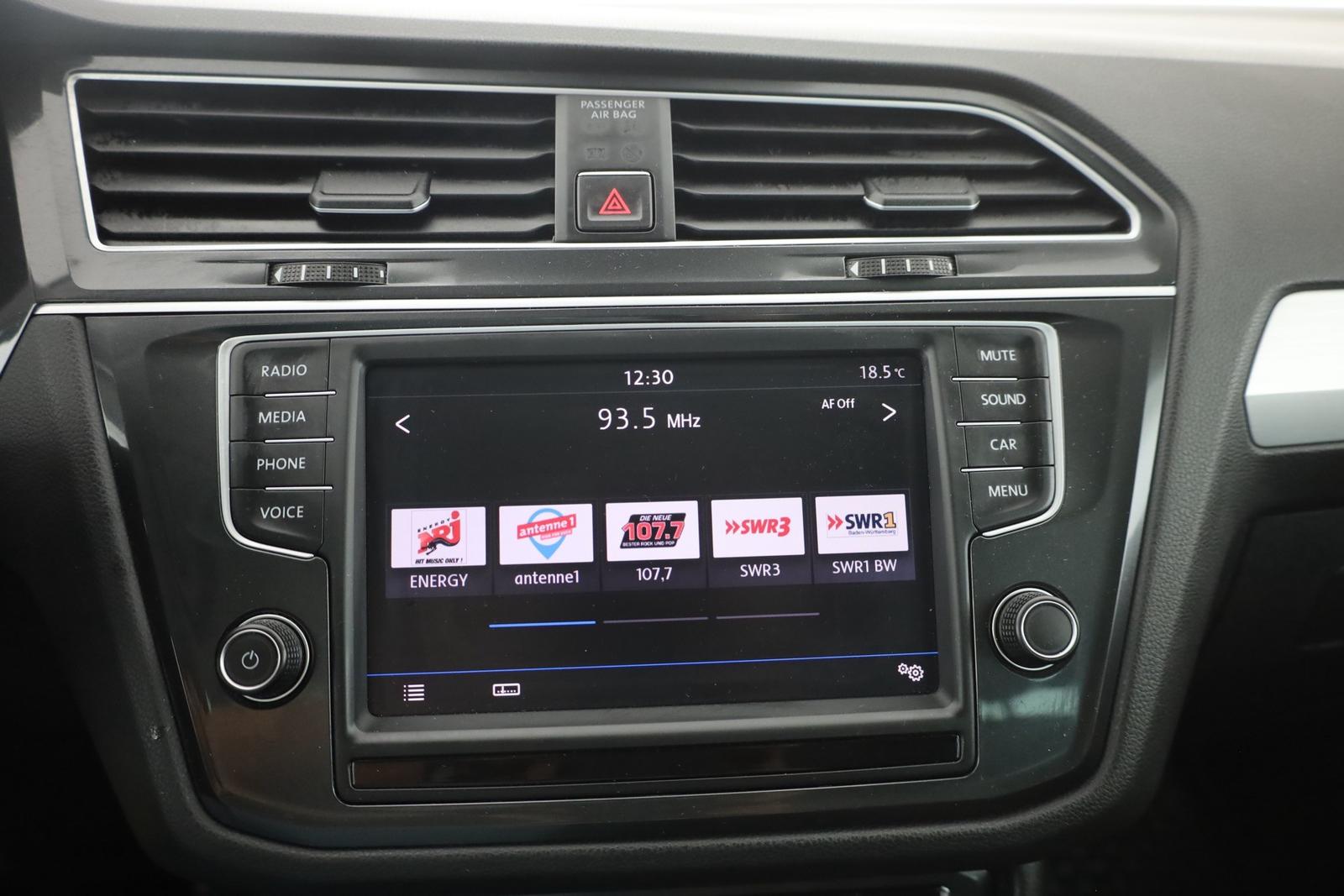 Volkswagen Tiguan 1.4 TSI Comfortline LED AHK Kamera ACC