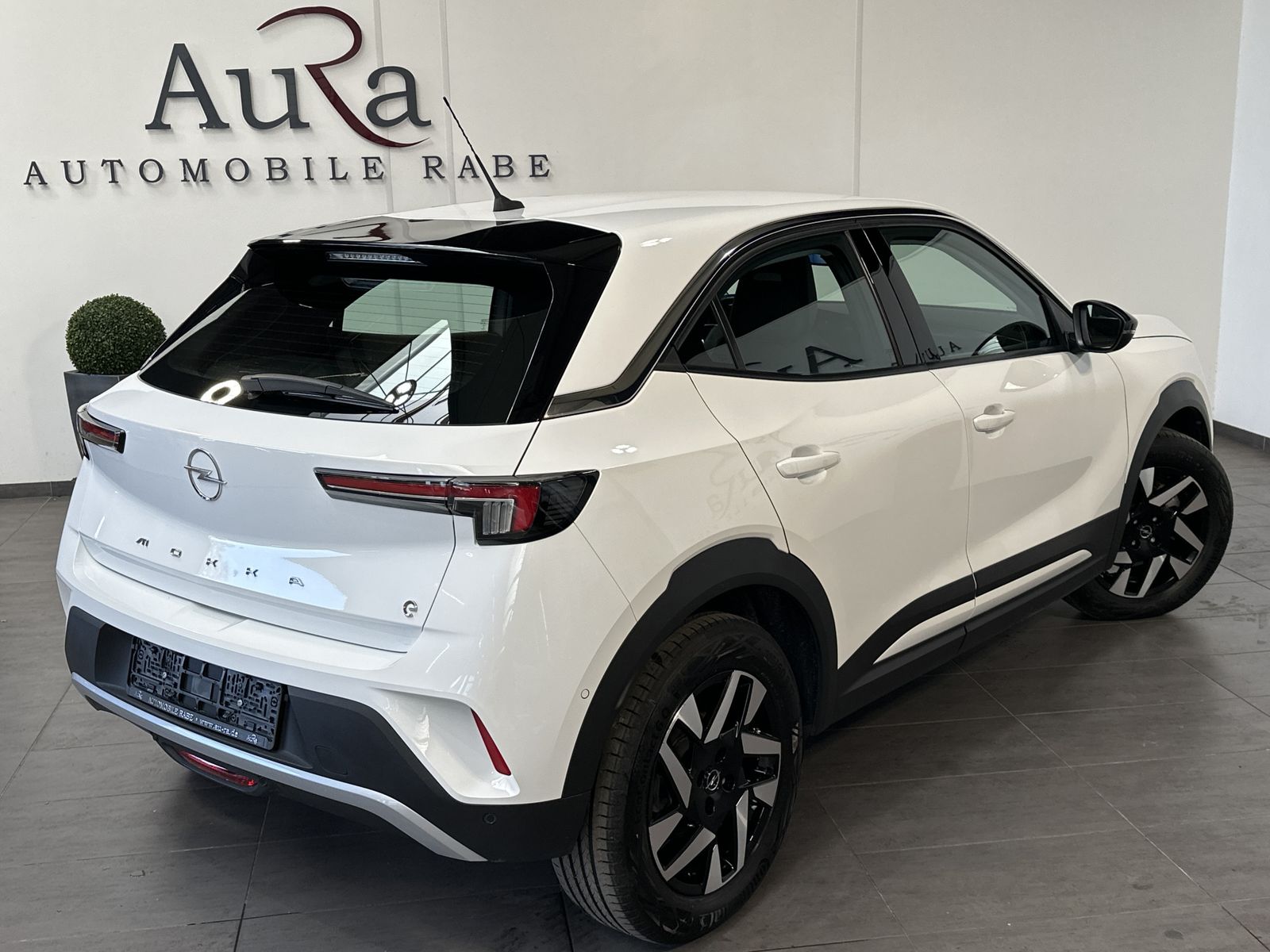 Fahrzeugabbildung Opel Mokka-e Elegance NAV+LED+ACC+KAM+SHZ+VCOCK+TOTW