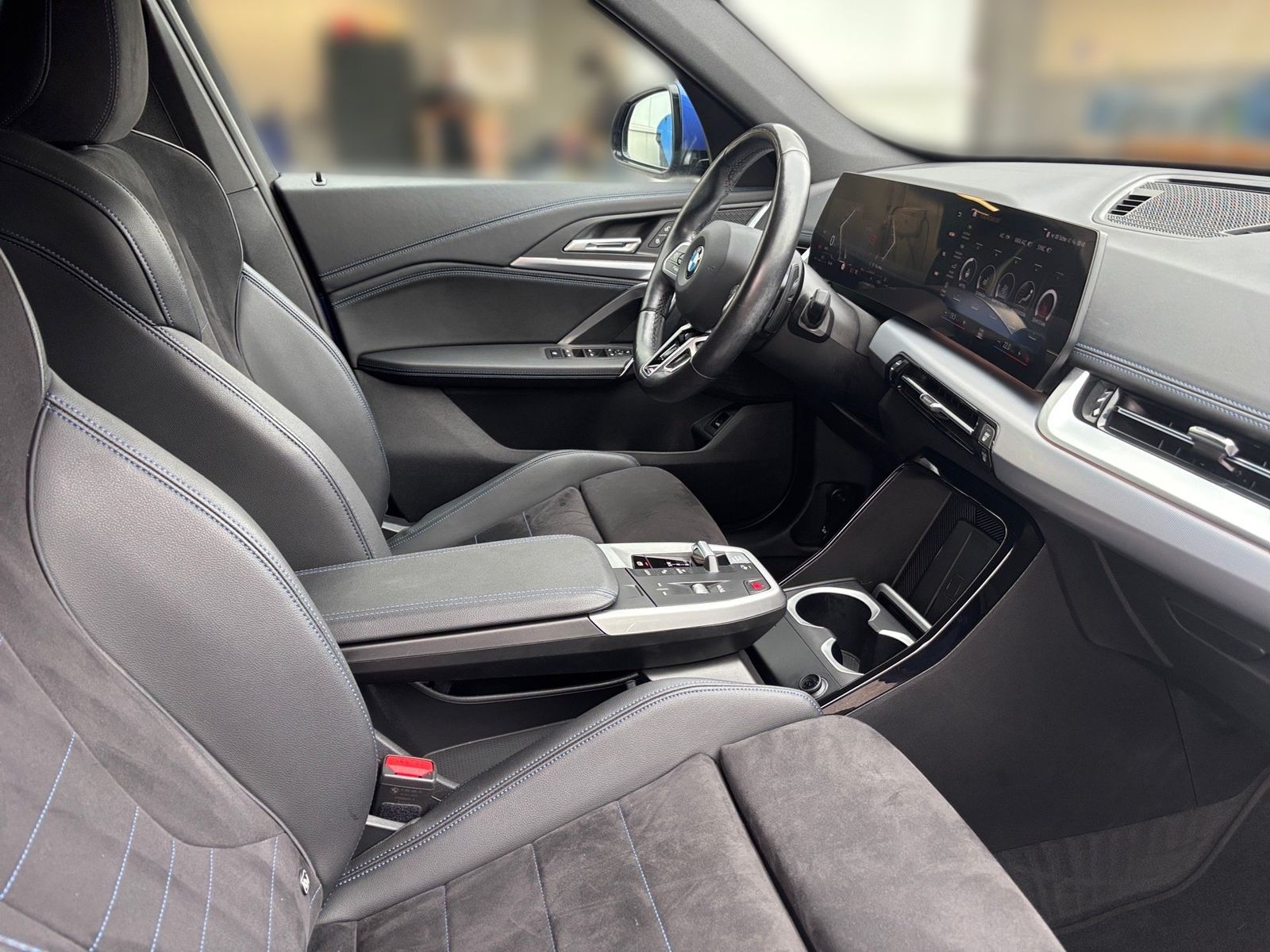 BMW X1 sDrive20i M Sport Navi DA adapt. LED AHK foto 4
