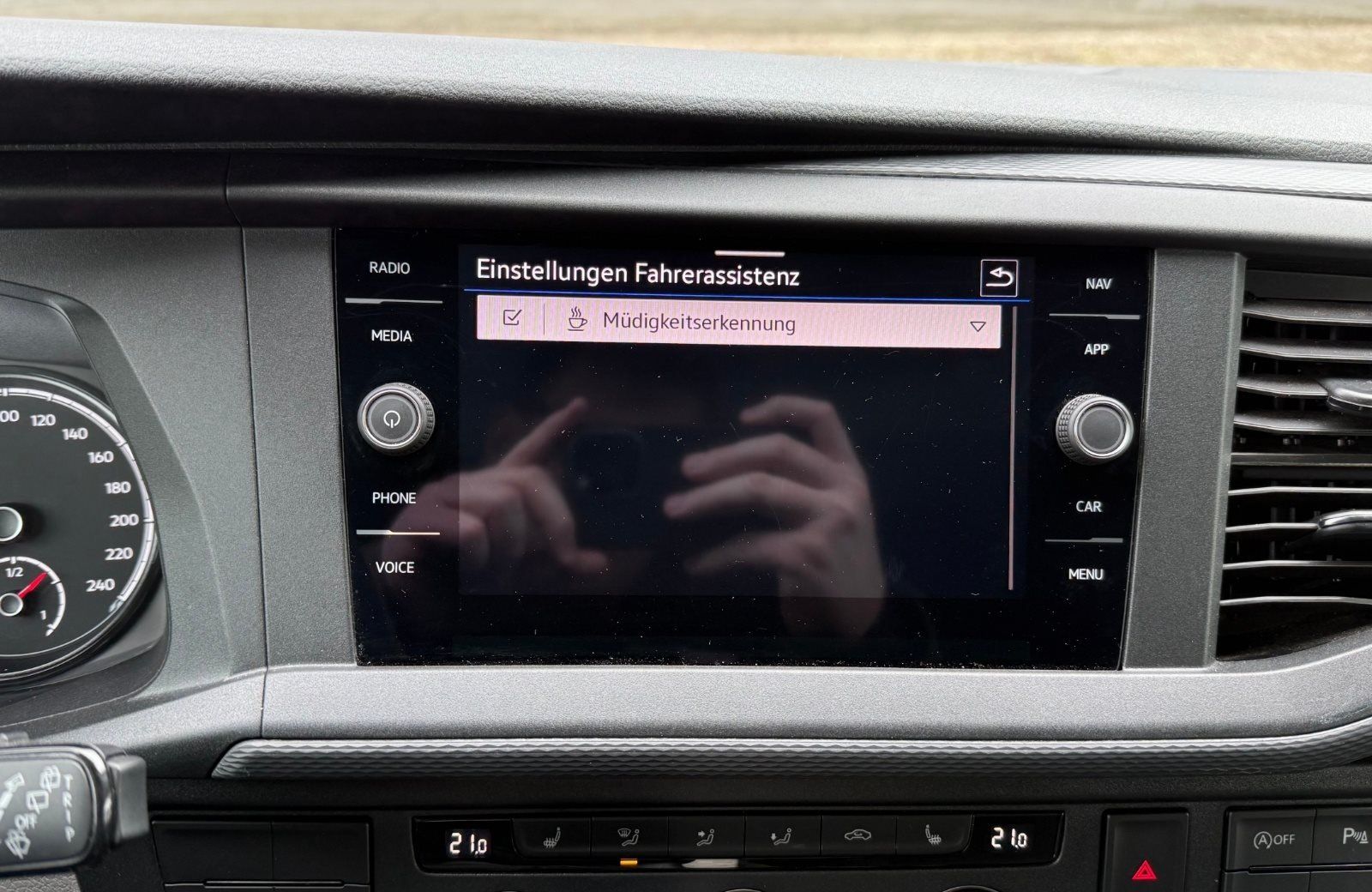 Volkswagen T6 Caravelle - Bild 22