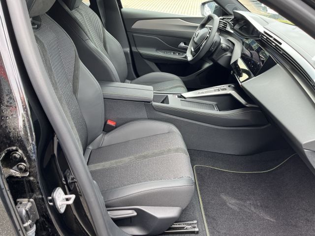 Peugeot 308 SW Plug-In Hybrid 225 e-EAT8 GT