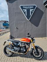 Triumph Speed Twin 1200 RS Aktion Kurvenausklang* - TRIUMPH SPEED TWIN 1200 RS