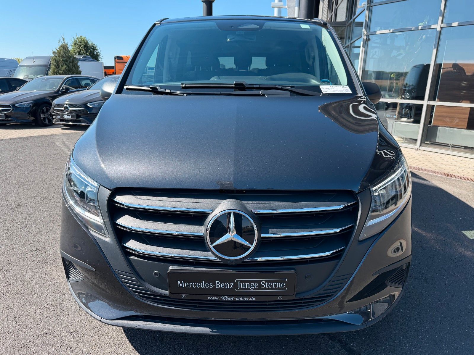 Fahrzeugabbildung Mercedes-Benz Vito 116 CDI 9G Tourer Select AHK2,5to LED