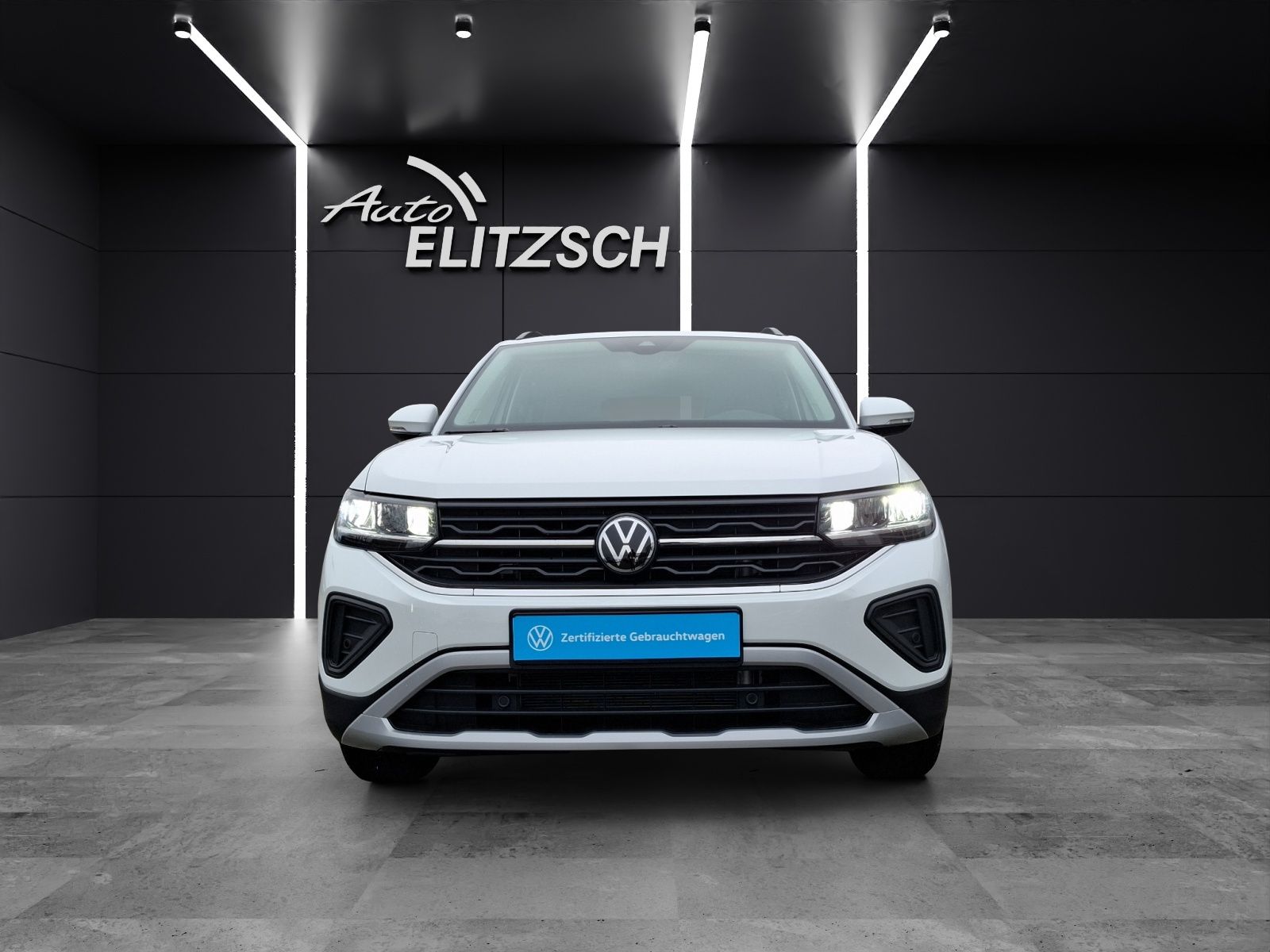 Fahrzeugabbildung Volkswagen T-Cross TSI Life LED NAVI AID ACC PDC SH LM