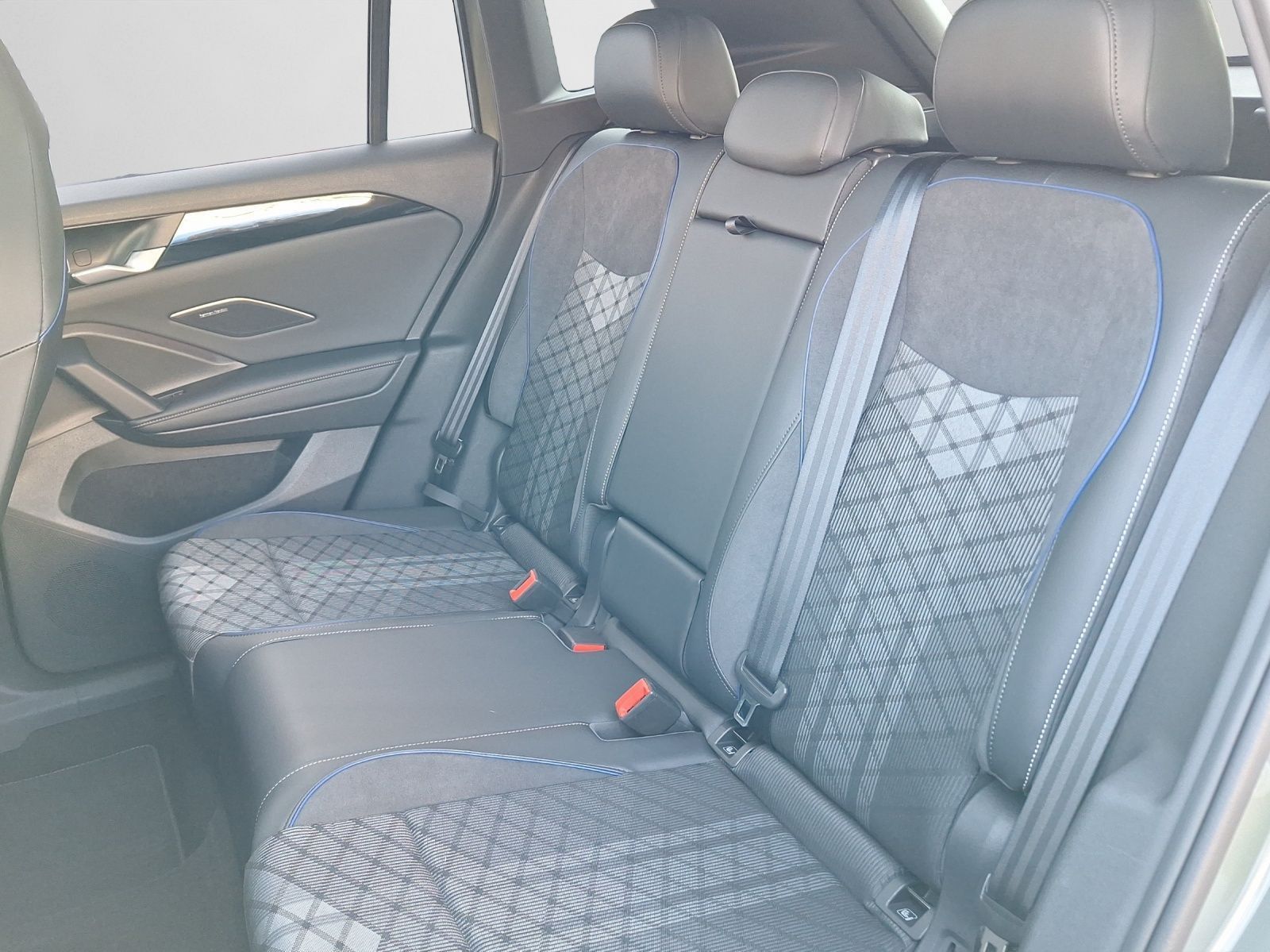 Volkswagen Tiguan - Bild 16