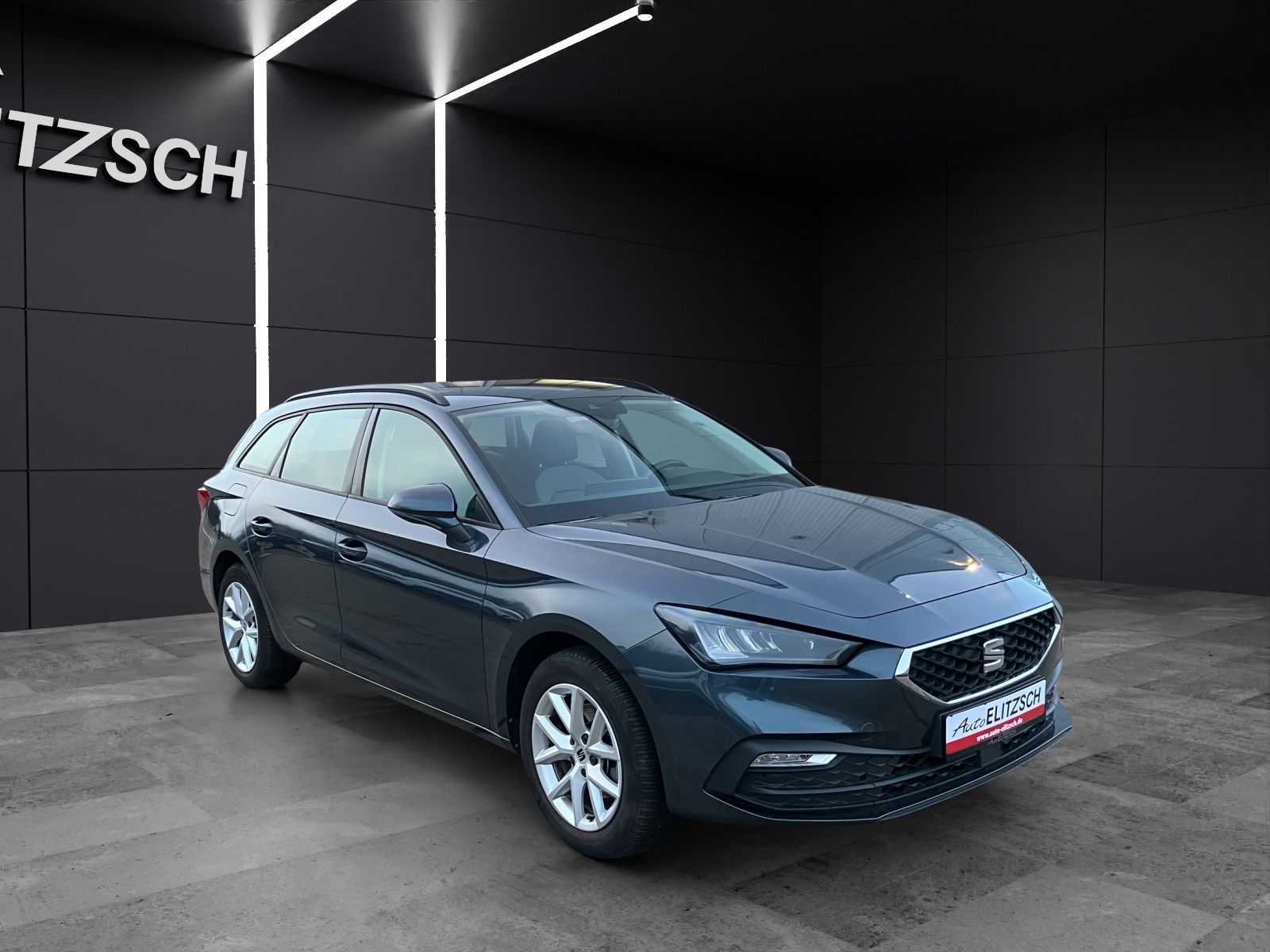 Fahrzeugabbildung SEAT Leon ST TSI Style LED Navi AID GRA PDC SH LM