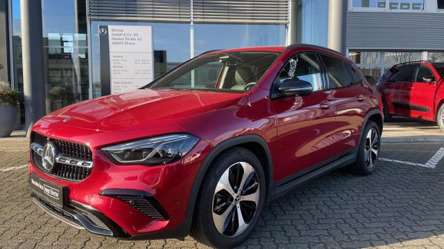 Mercedes-Benz GLA 180 Facelift Night Progressive 19 Zoll 360