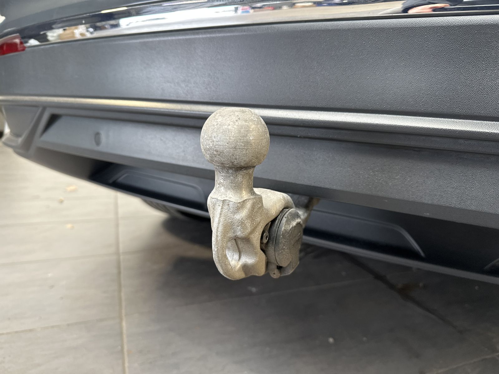 Fahrzeugabbildung Volkswagen Tiguan 2.0 TDI DSG 4M Life NAV+LED+KAM+PANO+AHK