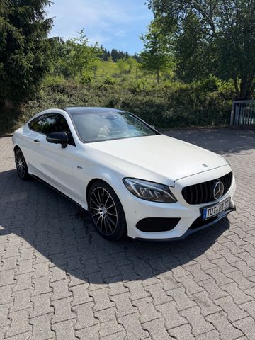 MERCEDES-BENZ C 43 AMG C 43 4MATIC Autom. Standard