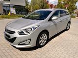 Hyundai i40 CRDi (SW) - Hyundai i40 in Berlin