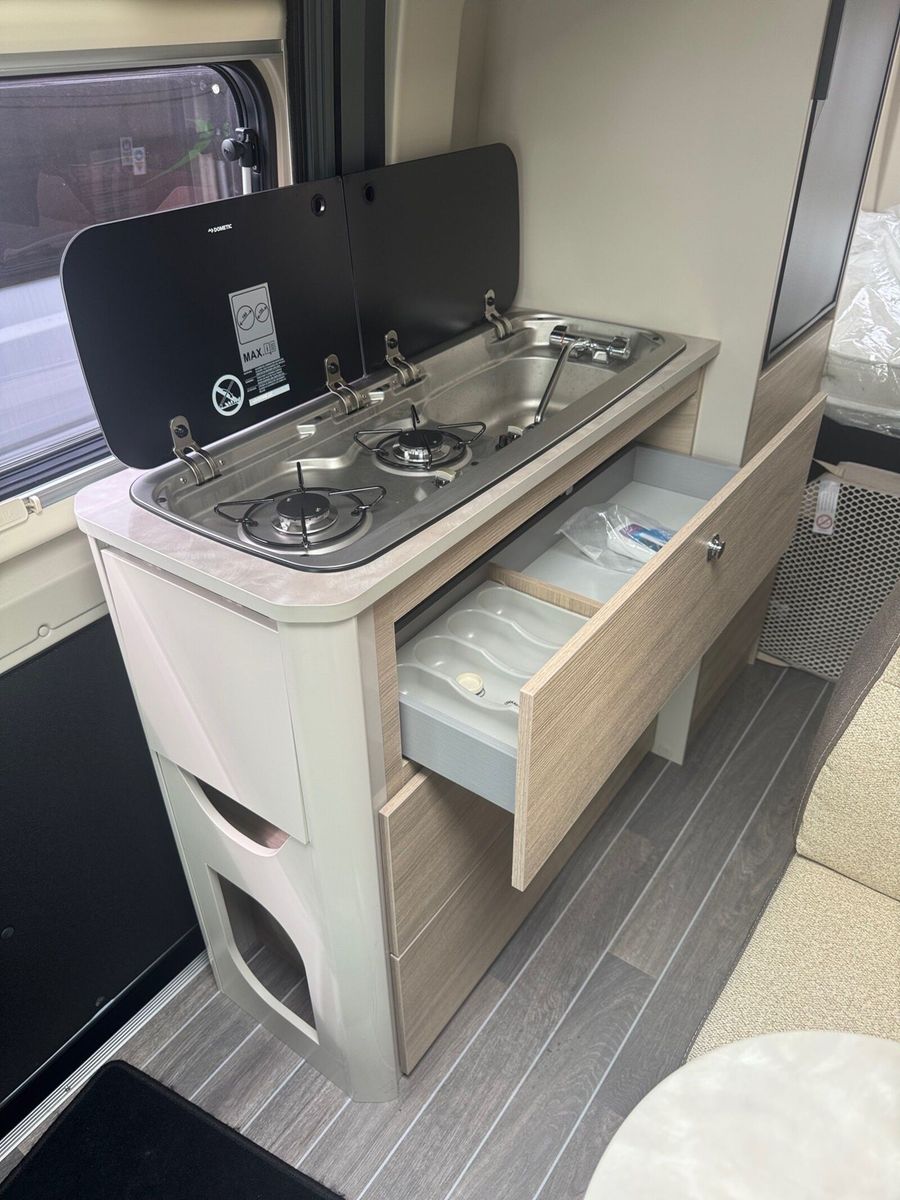 Fahrzeugabbildung Forster Vantasy FV599HB Autom.140PS Diesel Heizung