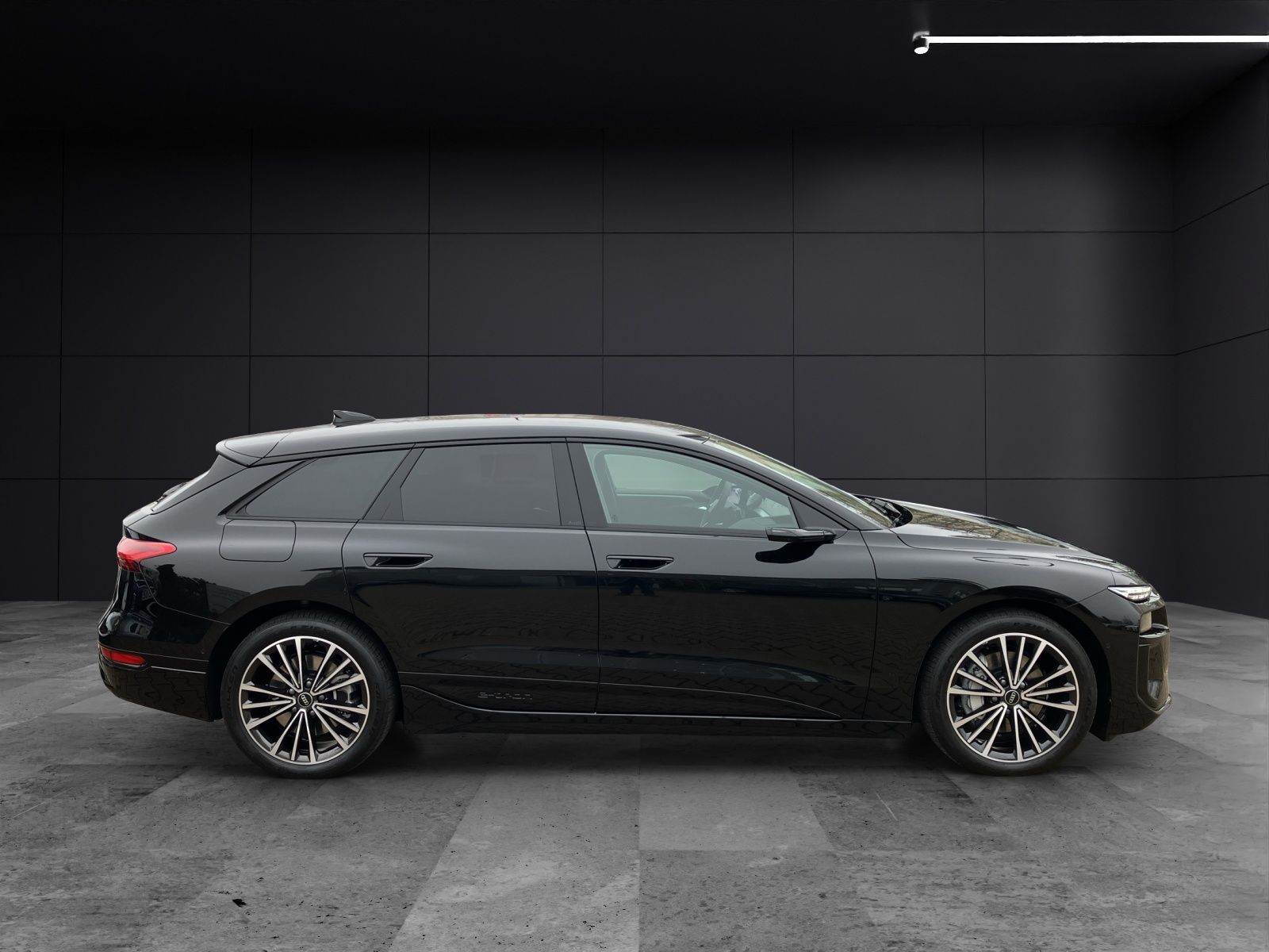 Fahrzeugabbildung Audi A6 e-tron Avant performance 270 kW