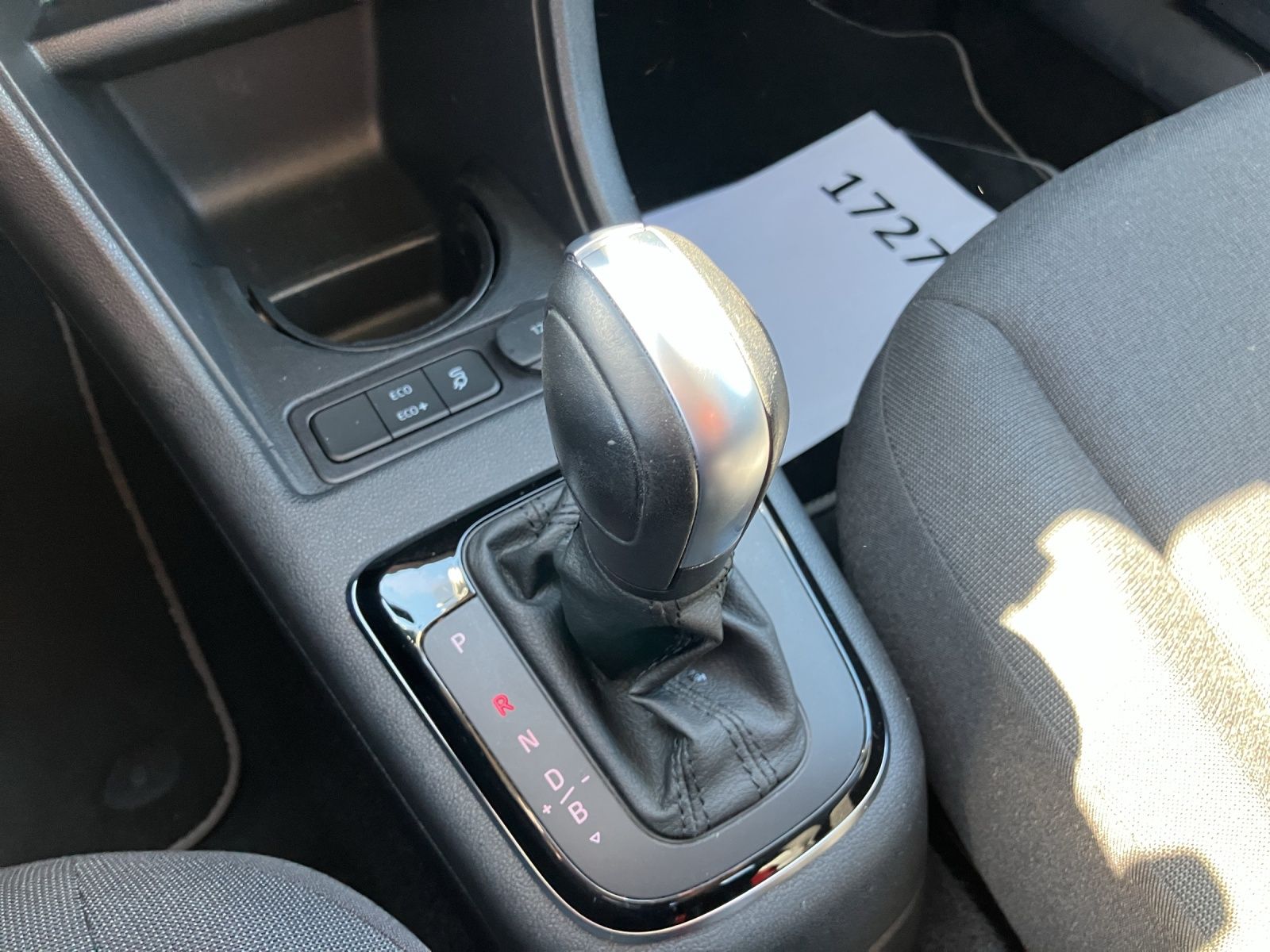 Fahrzeugabbildung Volkswagen up! e-up! Style Plus SHZ DAB+ Klima Bluetooth