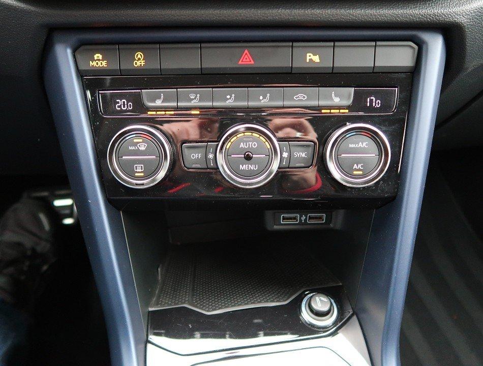 Volkswagen T-Roc R-Line*Automatik*LED*Wartungen lückenlos*, миниатюра 19