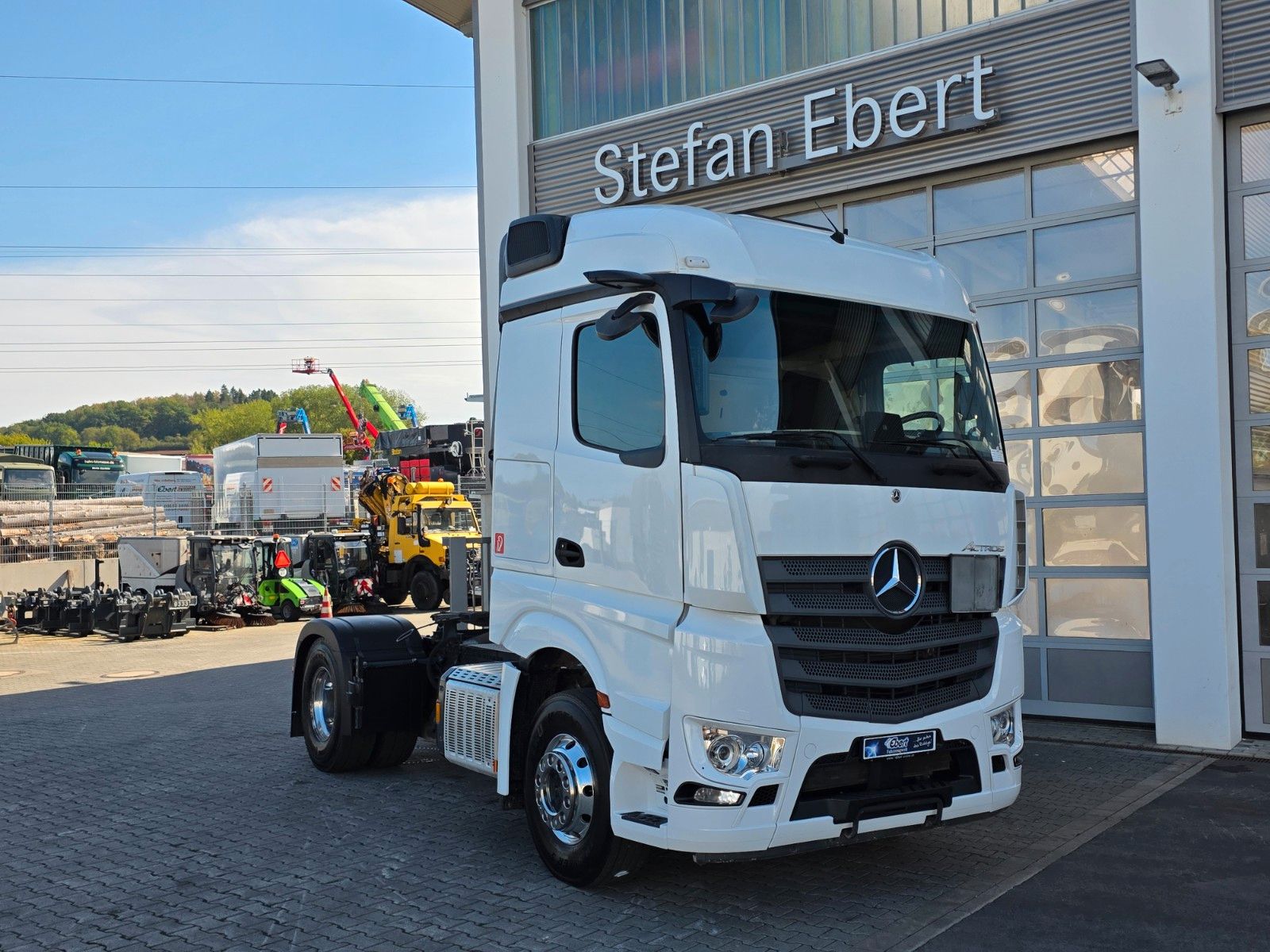 Fahrzeugabbildung Mercedes-Benz Actros 1846 LS Hydraulik, ADR, 2 x Nebenantrieb