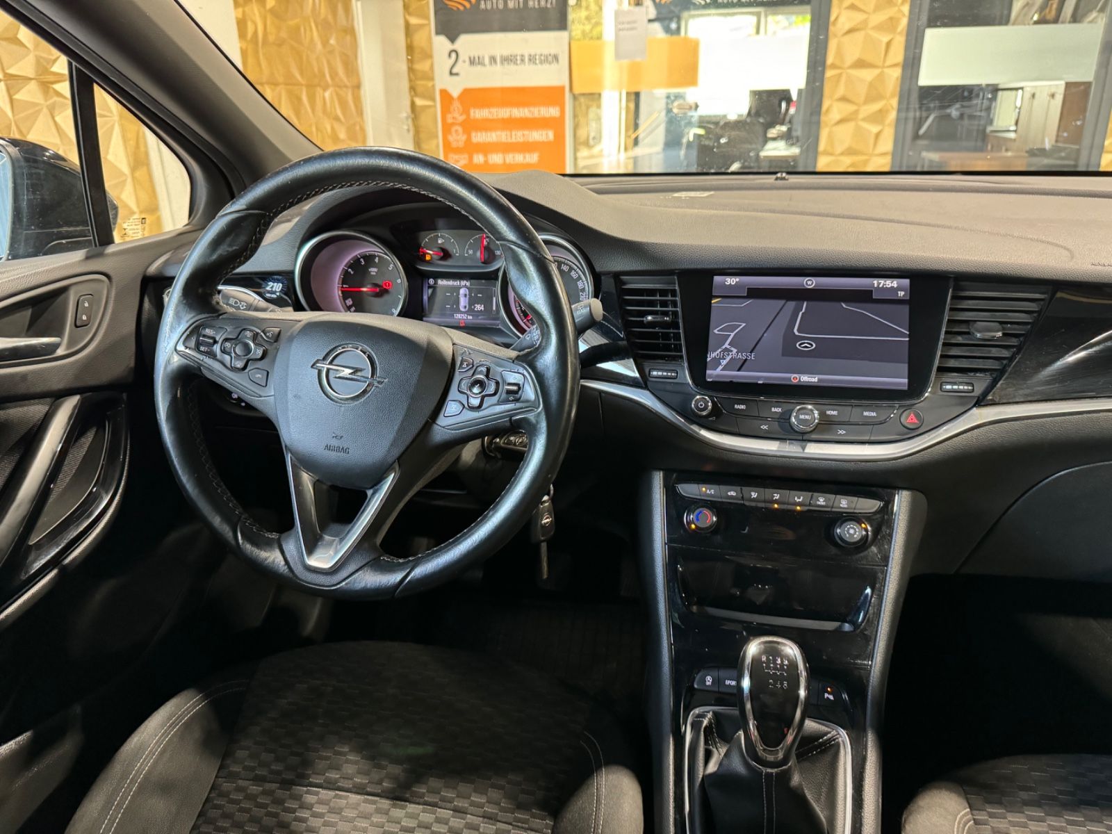 Fahrzeugabbildung Opel Astra K Sports Tourer Dynamic/NAVI/LED/KAMERA/SP