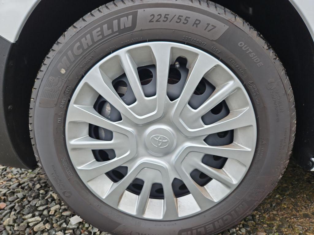 Toyota Proace 2,0-l-D-4D L1 (8-Si.) Verso Comfort (V)