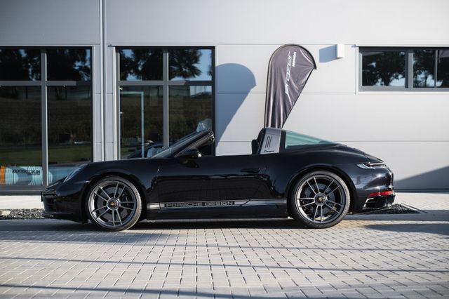 Porsche 911/992 Targa 50 J. Porsche Design, Inno, Uhr