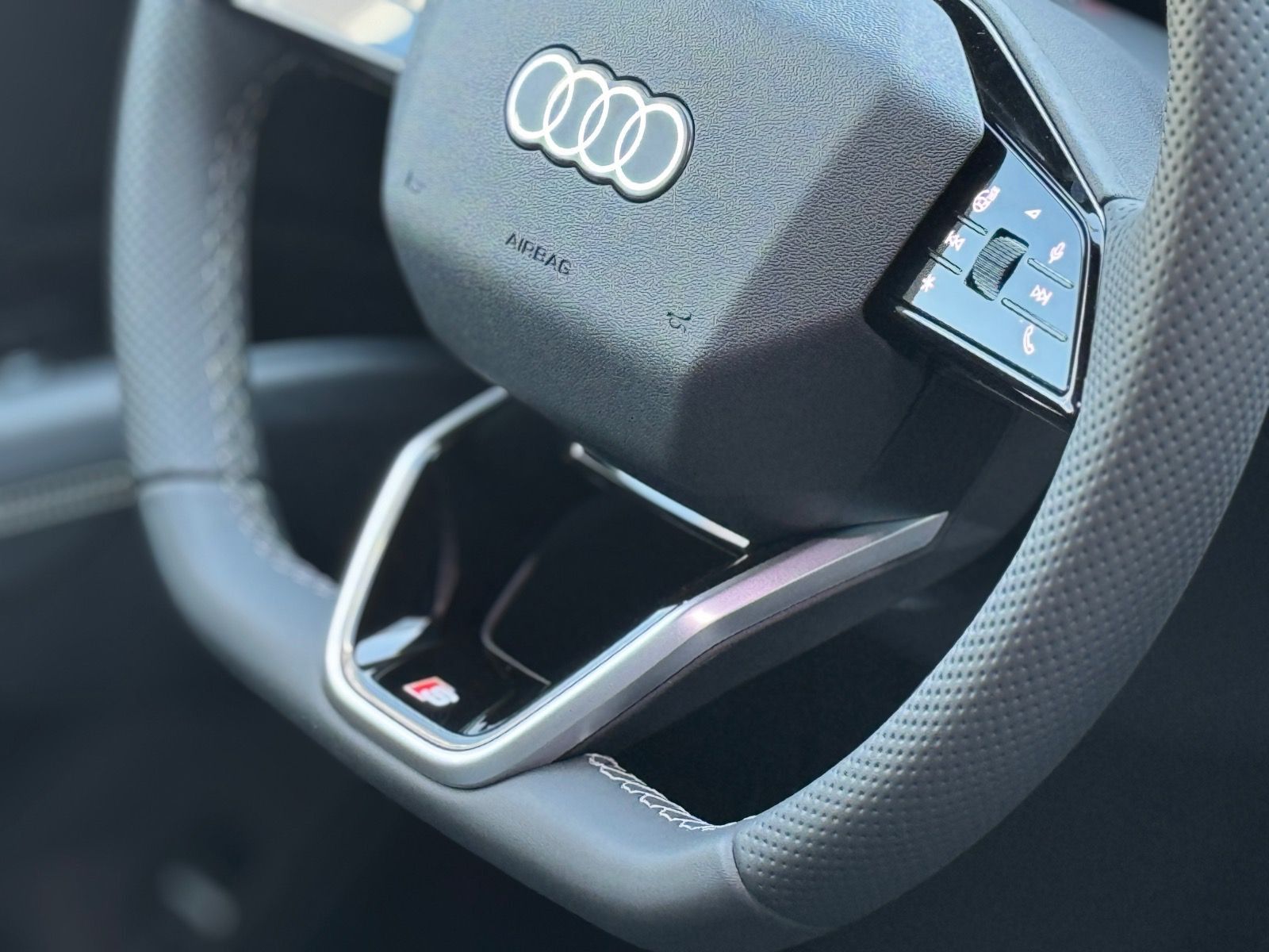 Audi Q4 e-tron - Bild 13