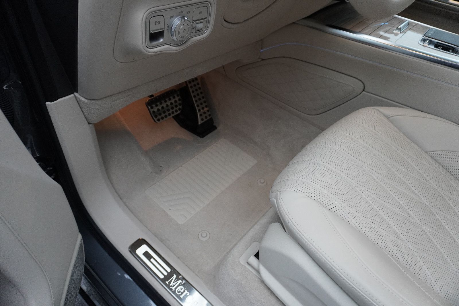 Fahrzeugabbildung Mercedes-Benz G 450 d AMG Line,Superior,