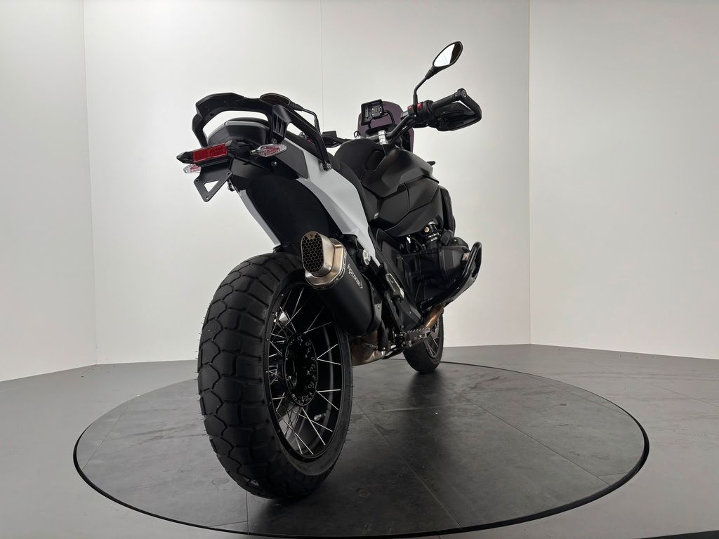 Fahrzeugabbildung BMW R1300 GS *HP-CORSE *VIEL ZUBEHÖR *TOP-ZUSTAND