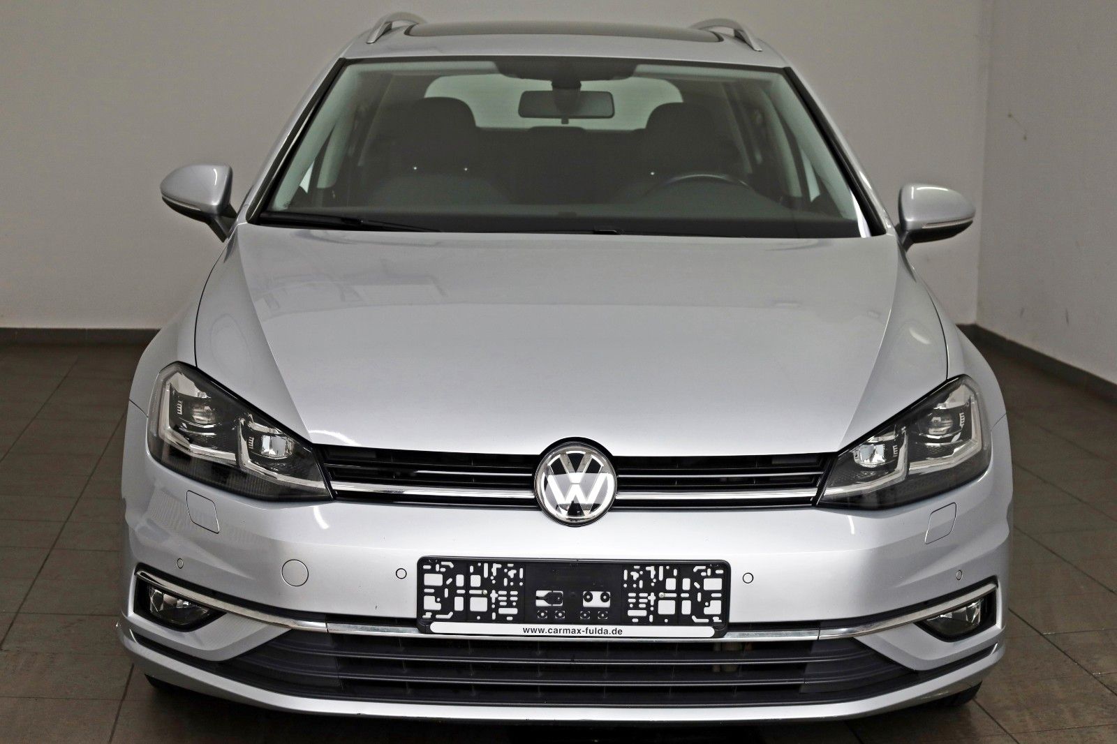 Fahrzeugabbildung Volkswagen Golf VII Variant Highline Navi,LED,Panorama,SH