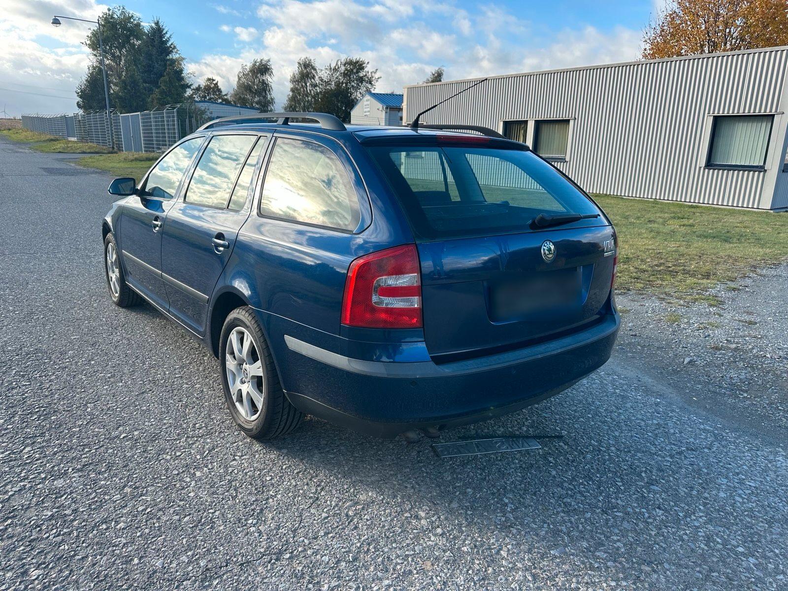 Skoda Octavia 2006 — engine 105 HP (77kW)