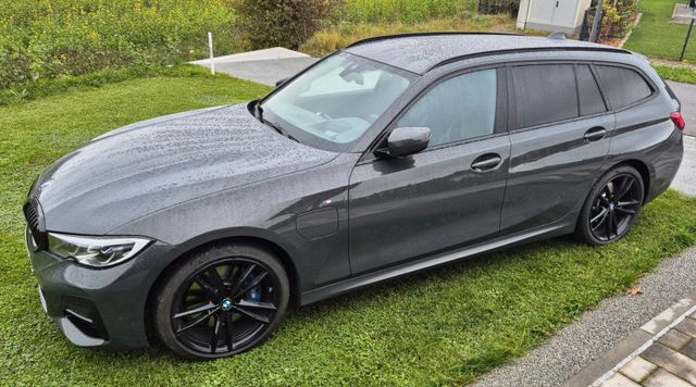 BMW 330e Touring M Sport Automatic M Sport