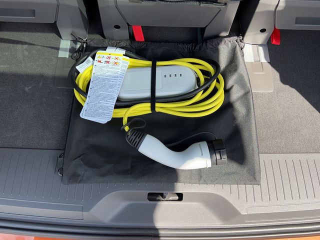 T7 Multivan Life "Energetic" 1,4 l eHybrid