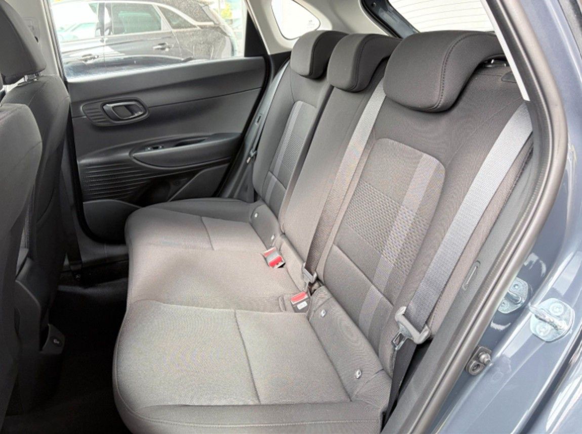 Fahrzeugabbildung Hyundai i20 Trend 90PS Automatik Navi/Kamera!