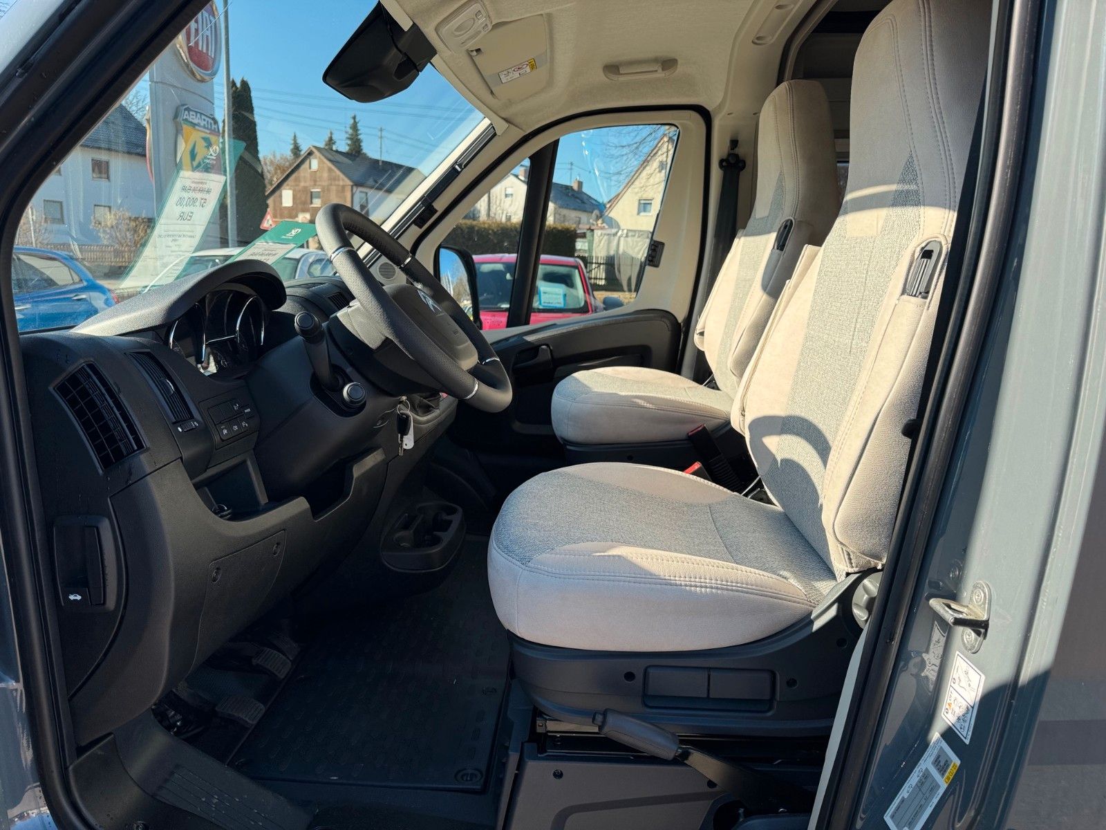 Fahrzeugabbildung Carado CVE 540 CITROEN 35 L2H2 165PS