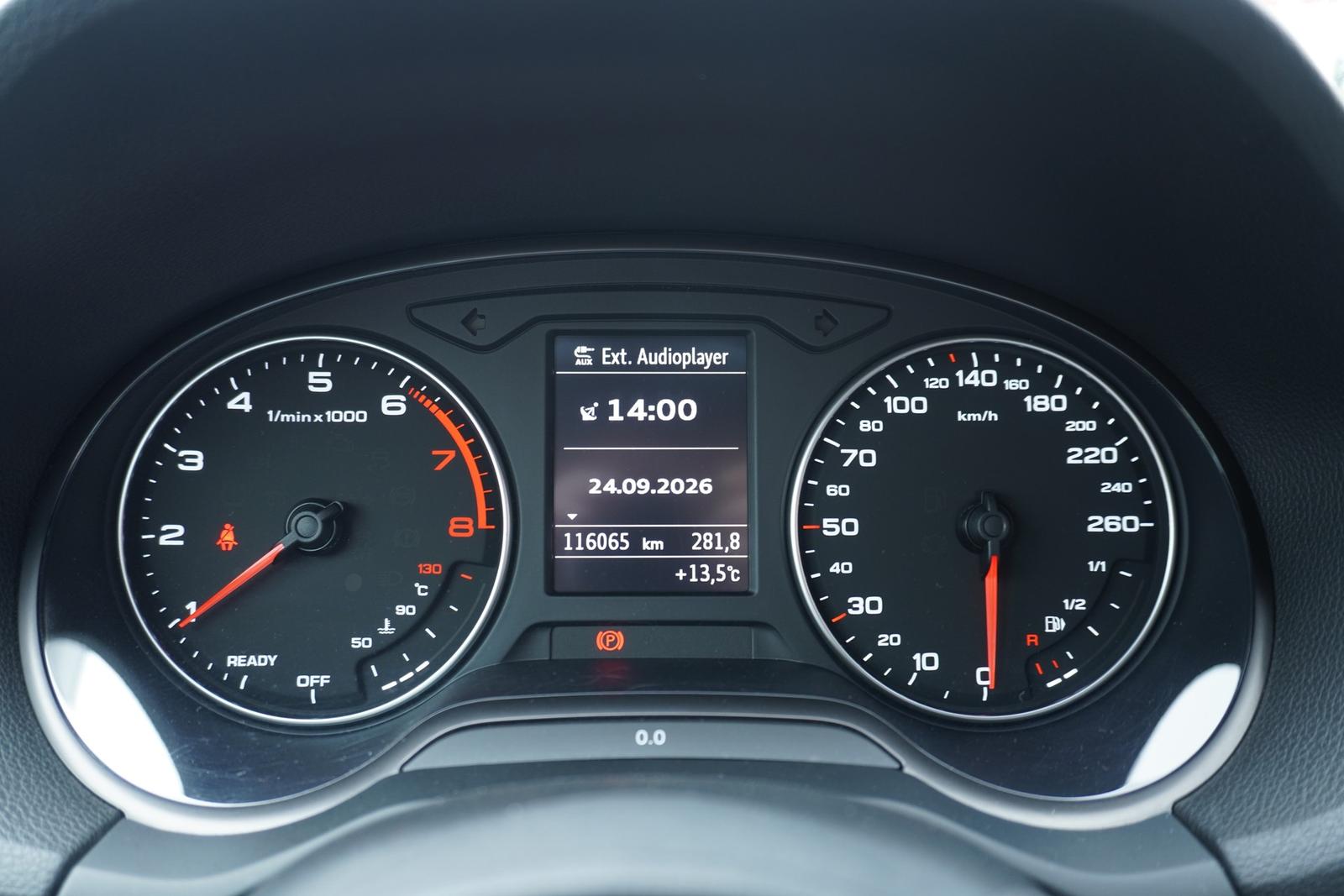 Audi Q2 1.0 TFSI sport ultra Navi LED Tempomat PDC