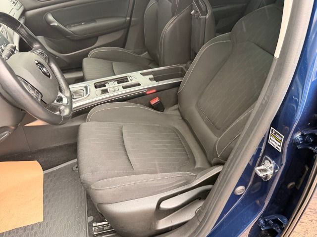 Fahrzeugabbildung Renault Megane IV 1.3 TCe 140 Limited Automatic+Safety