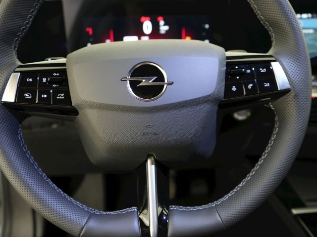 Astra L ST GS CDTI AT+AHK+LED MATRIX+360 GRAD KA