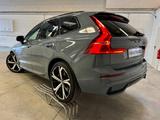 Volvo XC60 R Design Recharge Plug-In Hybrid AWD - Volvo XC60: R Design
