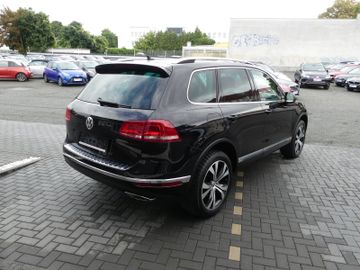 Volkswagen Touareg - 7