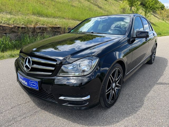 Mercedes-Benz C 300 4MATIC AMG/Pano/Kamera/Logic7°/Memory/