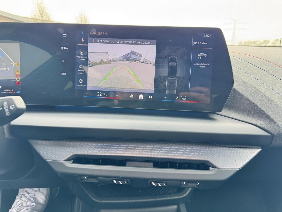 BMW 1 Series i+M-SportPaket+LED+HK+Driving Assist, миниатюра 12