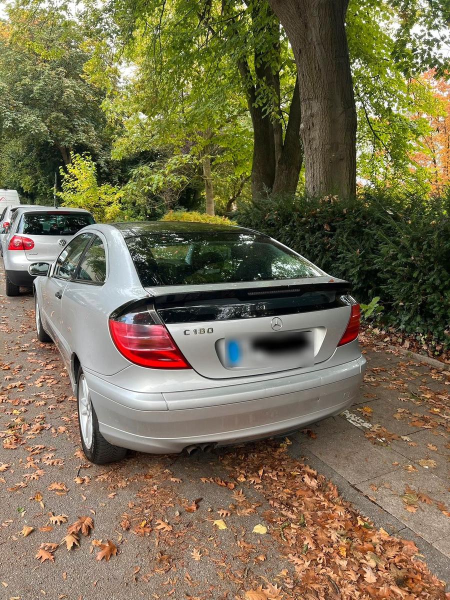 Mercedes-Benz C 180