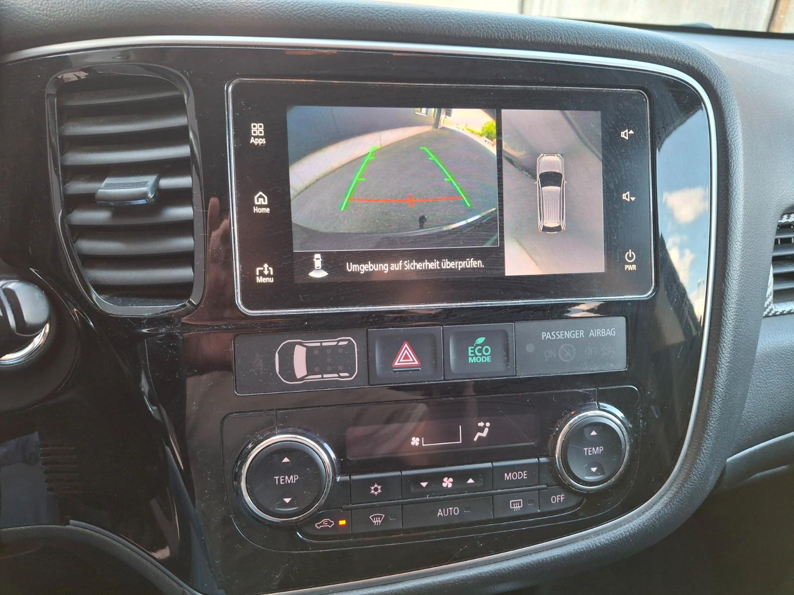 Mitsubishi Outlander Plus 4WD-Xenon-AHK-1 HAND