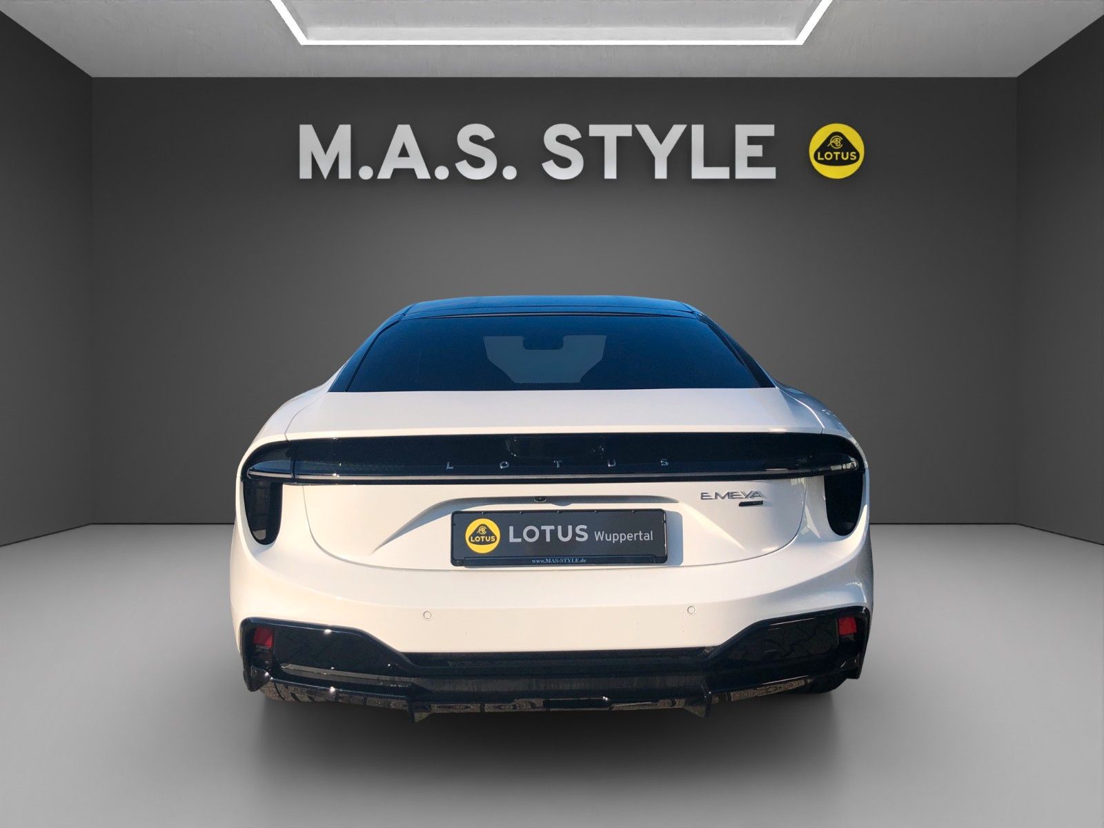 Fahrzeugabbildung Lotus Emeya 600 Business Lotus Wuppertal AHK