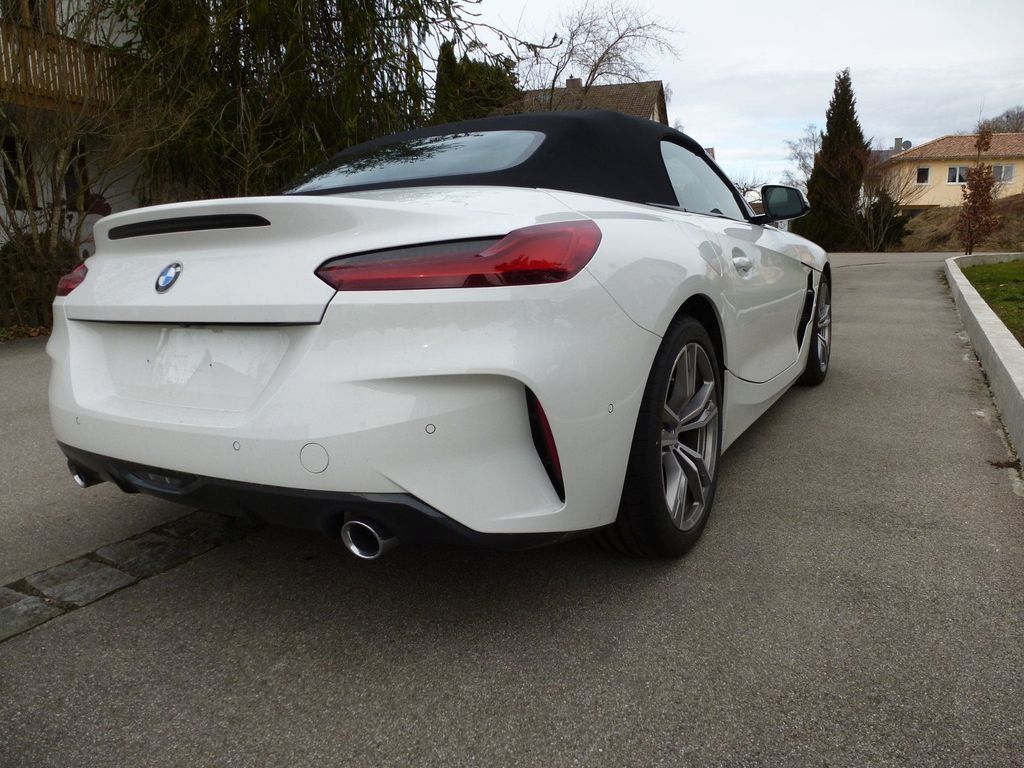 BMW Z4 sDrive 20i Roadster M Sportpaket NE...