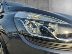 Fahrzeugabbildung Clio IV Grandtour Limited TCe 90