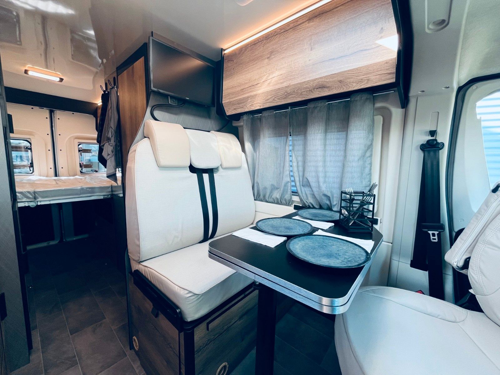 Fahrzeugabbildung XGO X-Van 2 Modell 2026 HERBST DEALS ALL IN