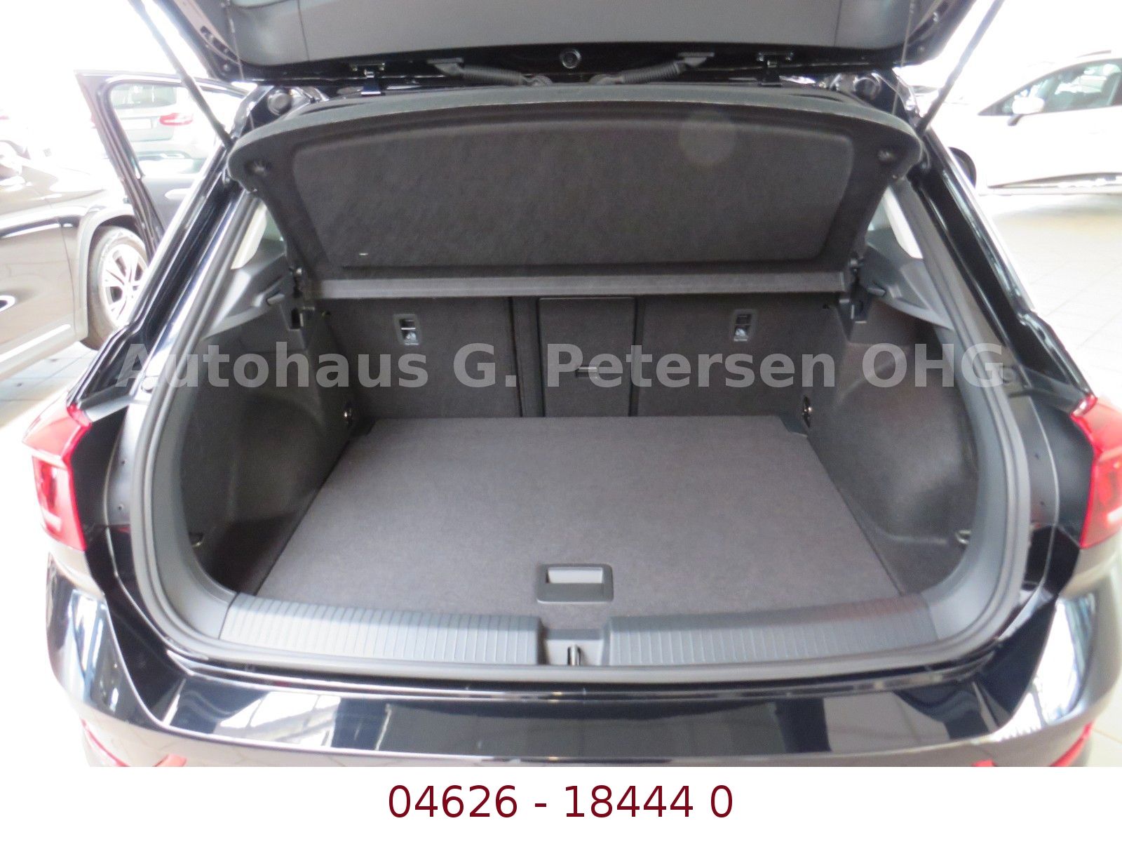Fahrzeugabbildung Volkswagen T-Roc Life 1.5TSI*DSG*LED*Spur*ACC*Fernlicht*SHZ