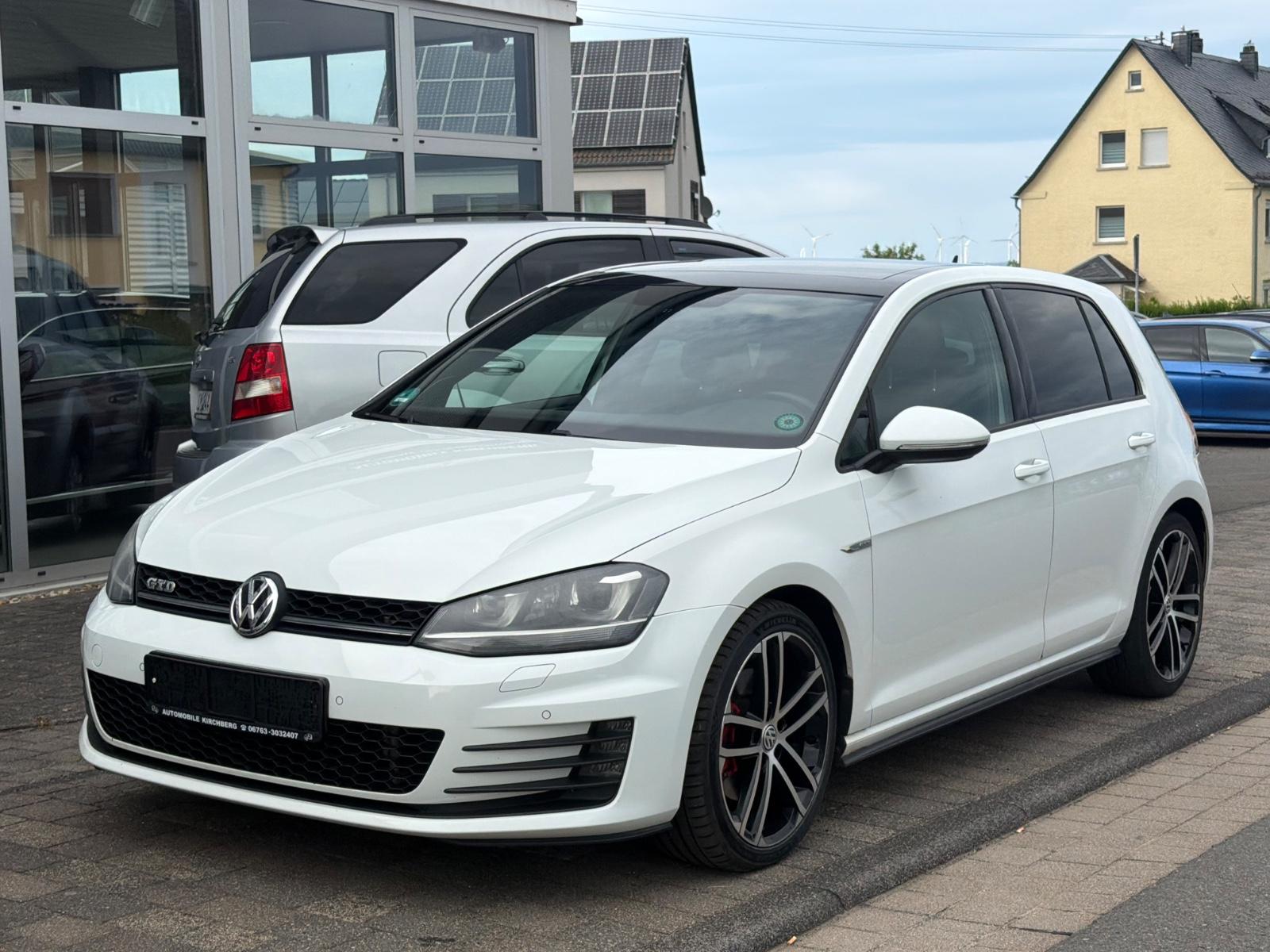 Volkswagen Golf VII Lim. GTD Automatik+Panorama+Bi-Xen+Navi