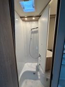 Bürstner Lineo T 700 - Queensbett