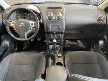 Nissan Qashqai+2 4x4 *7SITZE*PANO*360 KAMERA*XENON*
